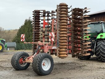 Disky SMS 600T český výrobce r.v 2009 - 4