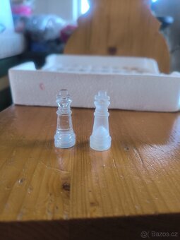 Skleněné šachy - 4