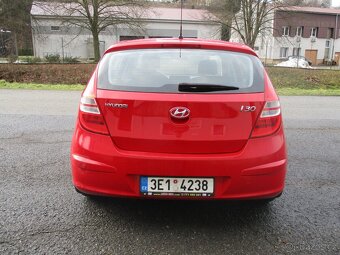 HYUNDAI i 30 - 1.4 - 4