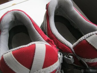 Tenisky SALOMON gore-tex, vel. 37,3, stélka 23,0cm - 4