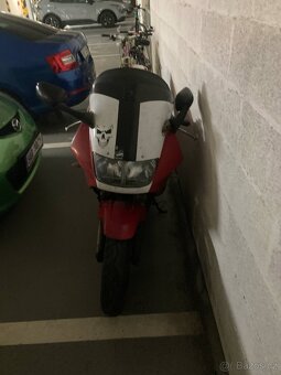 Honda VFR750 - 4