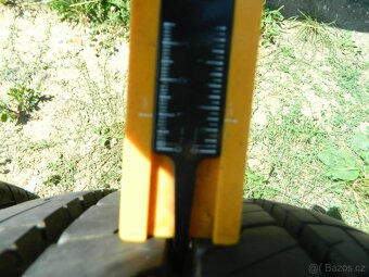 205/65 r15 C 102/100 t 2ks letní 9,5mm - 4