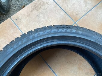 2x pneu 245/40R19 - 4