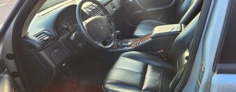 Mercedes-Benz ML 400 Praha - 4