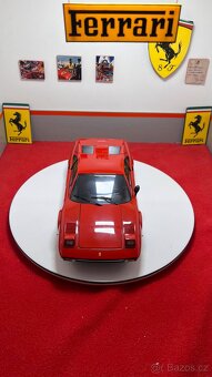 Ferrari 308 GTB 1:18 Kyosho - 4