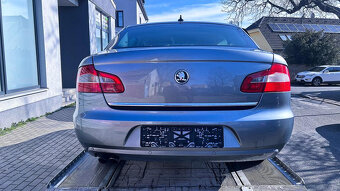 Vůz na náhradní díly Škoda Superb 2 sedan 2009 CBBB KNY LF8L - 4