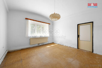 Prodej 2/3 rodinného domu, 260 m², Jeníkov - Oldřichov - 4