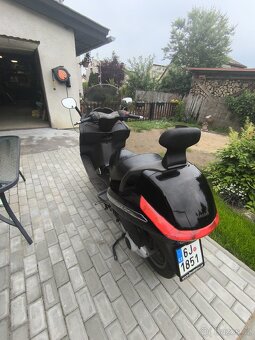 Piaggio X8 2005,125 CCM - 4