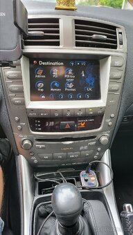 Lexus is 220d - 4