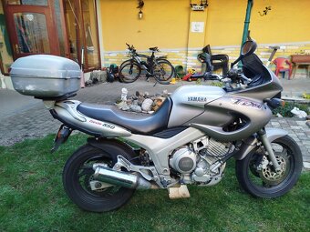 Yamaha TDM850 - 4