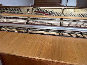 Pianino Petrof - 4