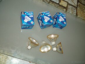 Halogenové žárovky GU5,3 12V - 35W-13ks,20W-7 ks a 50W - 3 k - 4