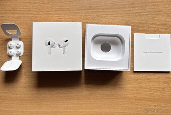 Sluchátka Apple AirPods Pro (1.generace) - 4