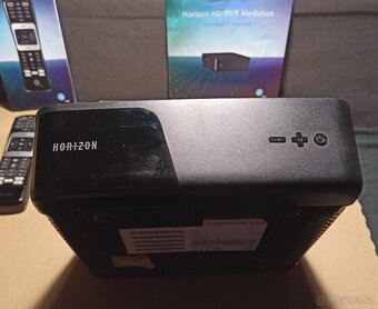 Horizon HD DVR Mediabox DMC7002KLG + příslušenství - 4