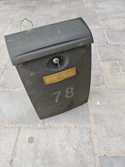 poštovní schránka (plast) - 4