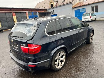Bmw x5 e70 3.0d 173kw Monacoblau na díly - 4