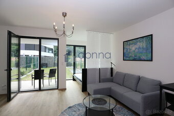 Pronájem bytu 1+kk, 38m2, ve 2. NP v novostavbě, zahrada, pa - 4