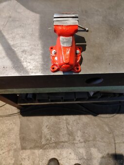 Prodám svěrák York 80 A - 4