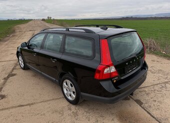 Volvo V70 2.0i - 4