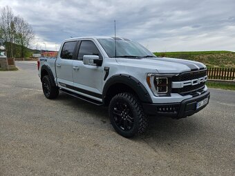 Ford F150 XLT 5.0 V8 4x4 Raptor paket r.v.2022 - 4