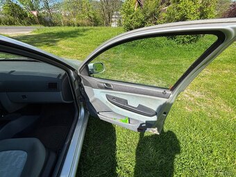 Škoda Fabia 1.4  16v rezervace - 4