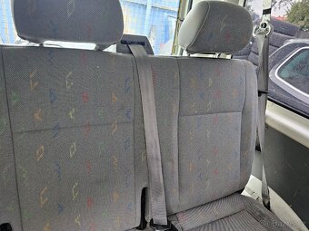 Zadní trojsedačka sedačka trojka VW T5 T5.1 T6 - 4