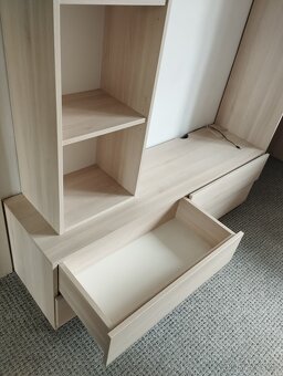 Obývací stěna se stolem od truhláře-Humpolec - 4