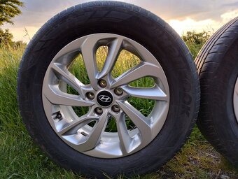 Originál ALU kola Hyundai Tucson R17 + letní pneu - 4