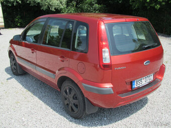 Ford Fusion 1.4 - 4
