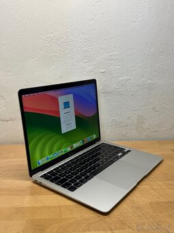 MacBook Air 13” 2020/8GB RAM/Intel i3/256GB SSD/Záruka - 4