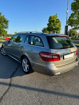 Mercedes-Benz W212 E220 CDI - 4