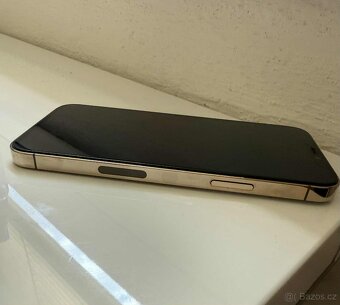 iPhone 12 PRO - 256 GB - zlatý - 4
