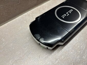 SONY PSP 3004 / 64 GB / CFW - 4