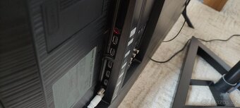 Samsung UE43RU7172 - 4