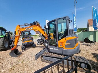 Kompaktní rypadlo DEVELON DX55R-7 - 4