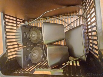 Logitech Z906 - 4