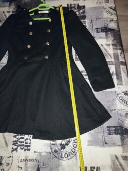 Stylový dámský kabátek - 4