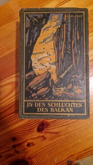 Karel May - 30 knih - německy švabachem - 4