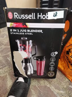 Nový nepoužit nerezový stolní mixér Russell Hobbs 23821-56 - 4