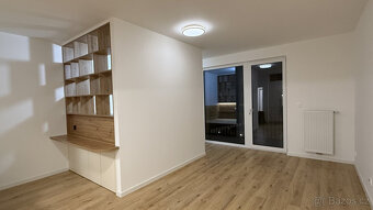 Pronájem bytu 1+kk, Vrbenská, České Budějovice 4, 15000 Kč/m - 4