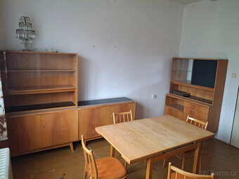NÁBYTEK ZE 70. LET - 4