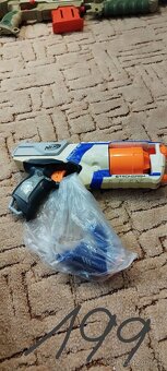 Nerf i obyč pistole - 4
