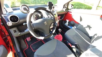 PEUGEOT 107 50 kW - 4