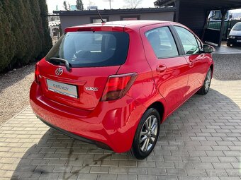 Toyota Yaris 1.3 VVTI 73KW, Parkovací kamera, Servisní kniha - 4