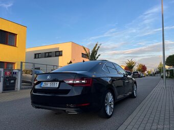 Škoda Superb - 4