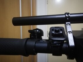 Přídavná tyč /držák na elektrokoloběžku na řídítka - 4