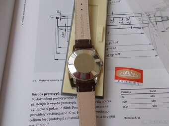 luxusni vyhledavane hodinky prim traktor rok 1960 funkcni - 4