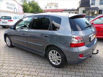 Honda Civic 1,6 V-TEC TAŽNÉ ZAŘ.,KLIMA - 4