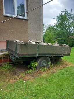 Malotraktor s vlečkou - 4