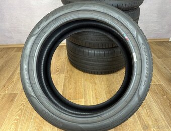 TOP letní pneu Pirelli 245 40 R19 a 275 35 R19 - 4